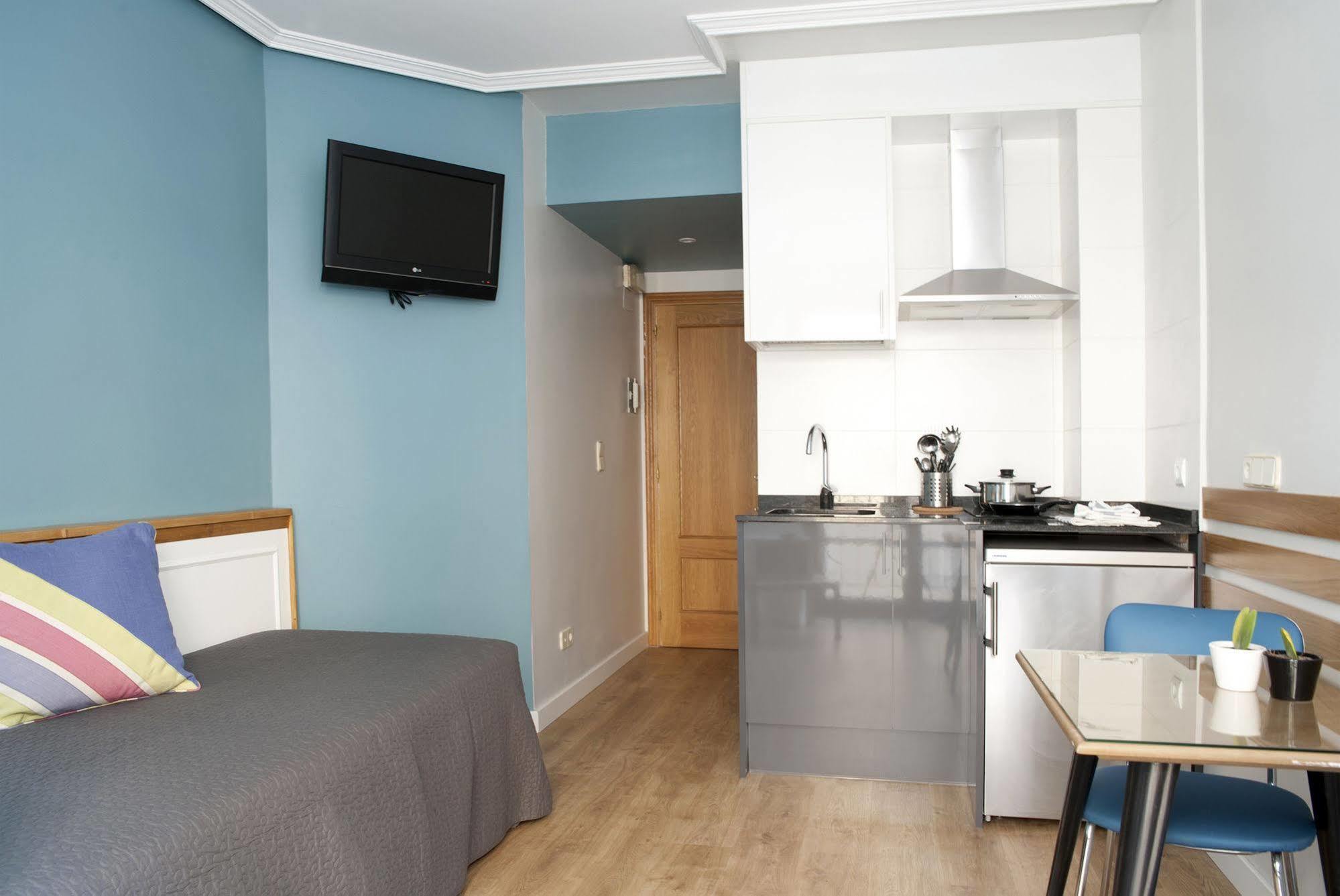 סרגוסה Apartamentos Sabinas Don Jaime מראה חיצוני תמונה