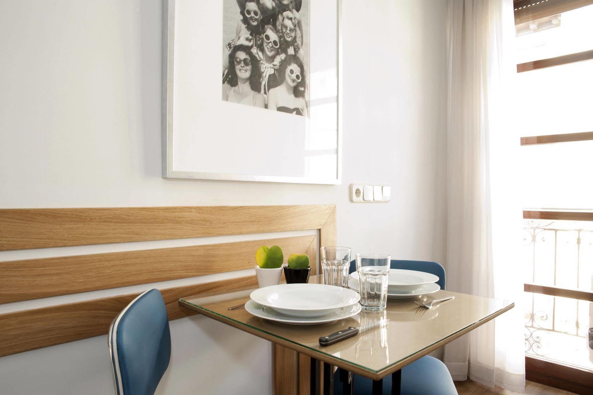 סרגוסה Apartamentos Sabinas Don Jaime מראה חיצוני תמונה